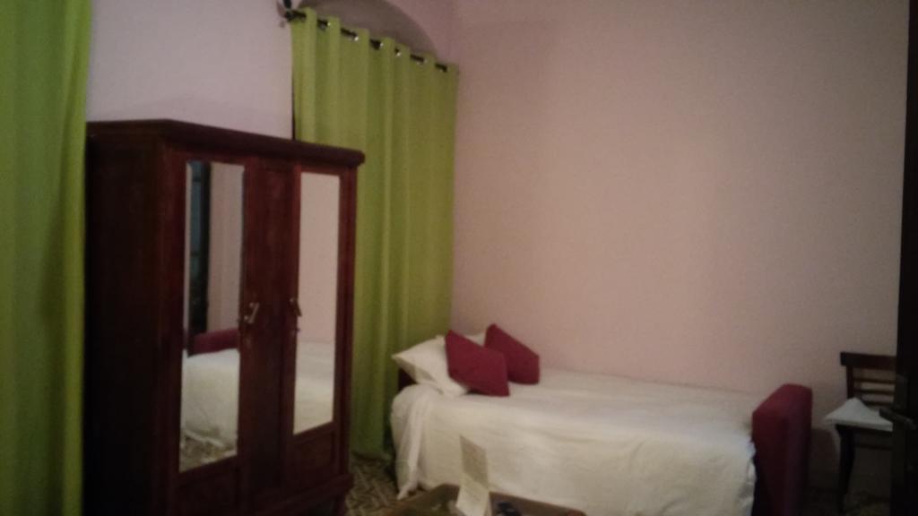 Casa Rural Puerta Del Sol 阿尔科斯-德拉弗龙特拉 客房 照片